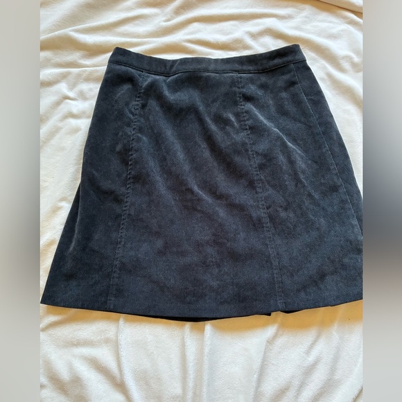 LOVE RICHE Black Corduroy Snap-Front Mini Skirt – Size S - Picture 5 of 5